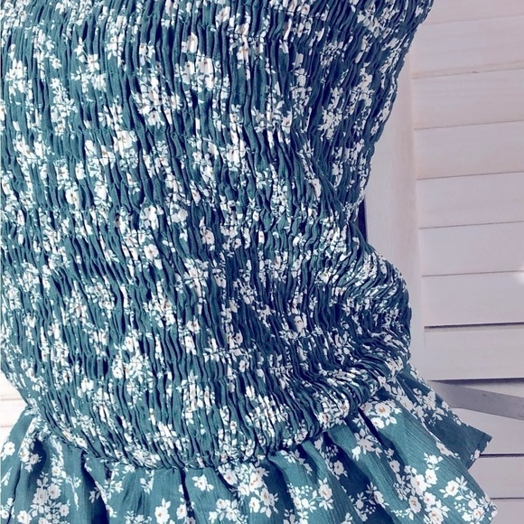 Shein Strapless Floral Chiffon Ruffled Top XS - Picture 6 of 8